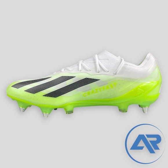 Athletic_Shoes
